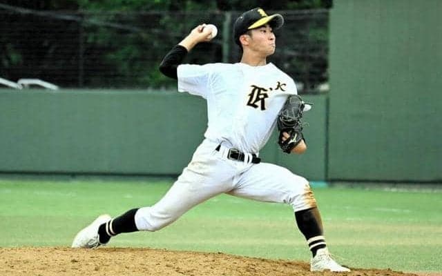 帽子のつばに仲間からの4文字　気仙沼向洋・佐藤日向投手が好投