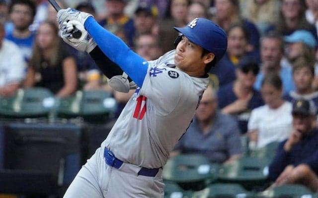 大谷翔平が「ボールを破壊した」　海に飛び込む衝撃32号…LA記者ぼう然「なんてこった！」