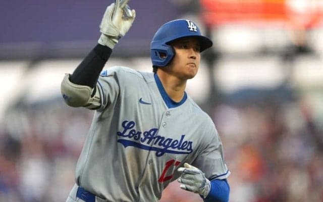 「ああ、なんてこった。水中に叩き落とした」大谷翔平のスプラッシュヒットに米記者も“感嘆”　打球は一直線で海へ125メートル弾