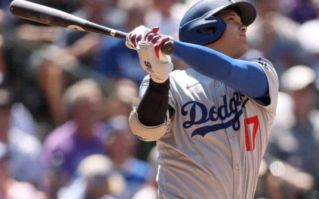 大谷翔平、32号はスプラッシュヒット！日本人選手初の快挙　チームの連敗阻止へ豪快弾