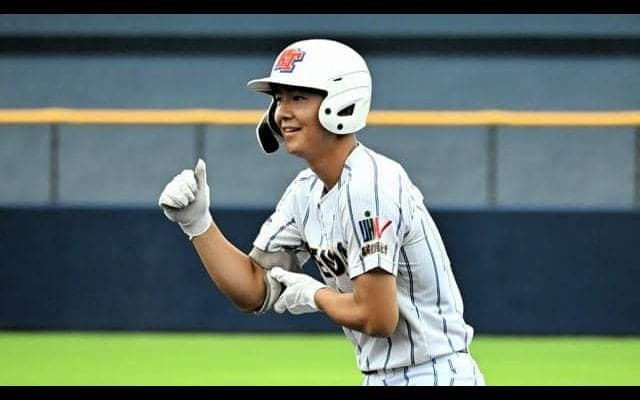 健大高崎の佐藤龍月は「1番・中堅手」で出場　ひじ手術経て最後の夏