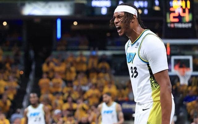 ファイナル敗退後に新天地のバックスへ移籍したターナー「競争力を維持することが重要だった」