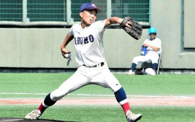 1イニングだけの最後の日　それでも「悔いなし」阿武野・藤木投手