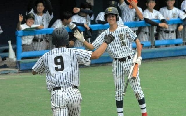 亡き前監督の教え忘れず…豊南、投打かみ合い勝利「全員で戦った」