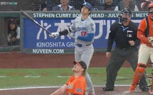 大谷翔平、“軽く振って場外”の衝撃ホームラン…「スイングすんごい綺麗」ファン驚愕の“スプラッシュヒット”一部始終