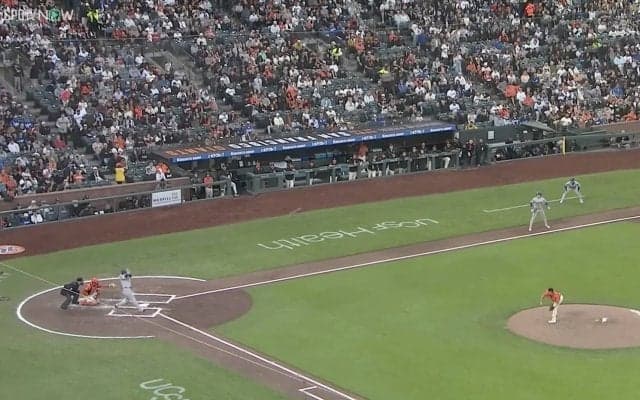 大谷翔平の衝撃32号場外ホームランで相手外野手も“確信”…「海まで飛んでいく」打球をただ見つめるしかない状態に