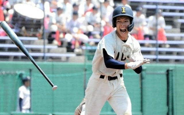 BTS愛読書を手に「自分が変わらないと」　適時打の飯田・松村主将