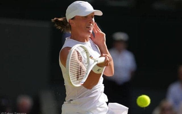 シフィオンテク、57分の衝撃！失ゲーム０のダブルベーグルでウィンブルドン初制覇