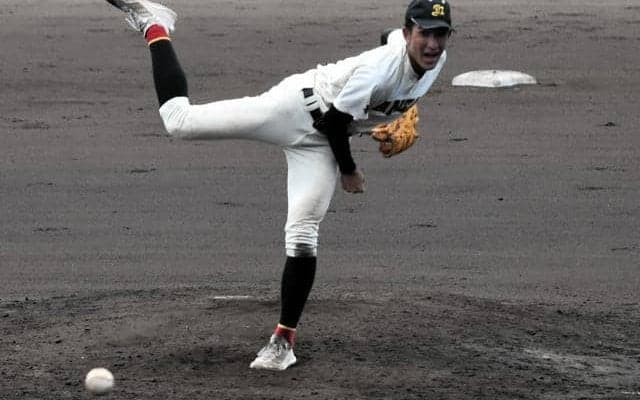 壱岐がタイブレークの末、長崎南山に競り勝つ　高校野球長崎大会