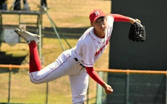 涙の決勝から1年、エース久松が強豪打線を翻弄　立命館慶祥