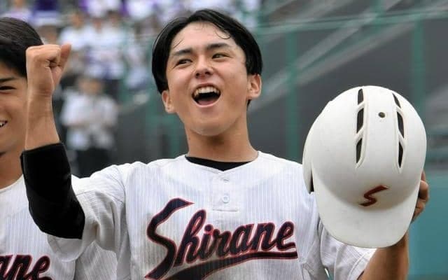 白根、16年ぶりに夏の勝利　チームに勢いもたらした主将のひと振り