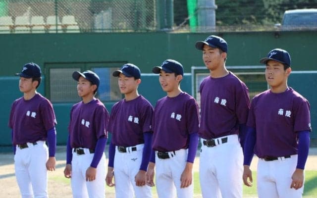 昨夏、レゲエ校歌で話題も生徒募集停止…和歌山南陵野球部が復活！今年は連合チームで大会出場、見学希望者も急増中