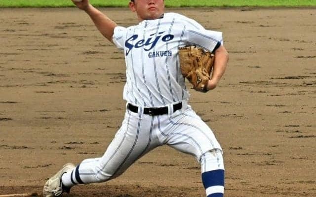 成城学園・小川が完封勝利　1年ぶり公式戦登板、ランニング本塁打も