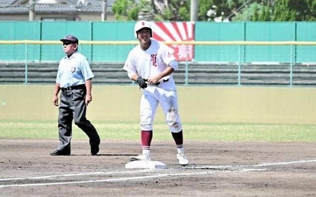 先制打で流れをたぐり寄せ、シード校追い詰めた　四日市・太田捕手