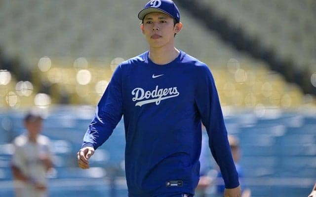 佐々木朗希がブルペン投球を再開、MLB復帰は「8月下旬を目標」　ド軍監督が明言