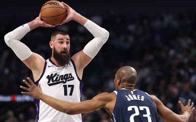 ナゲッツとキングスのトレードが正式に成立…バランチュナスがナゲッツへ加入