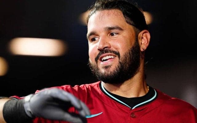 大谷翔平のライバルが“消える”可能性も　迫る期限とチーム事情…307本男の行方