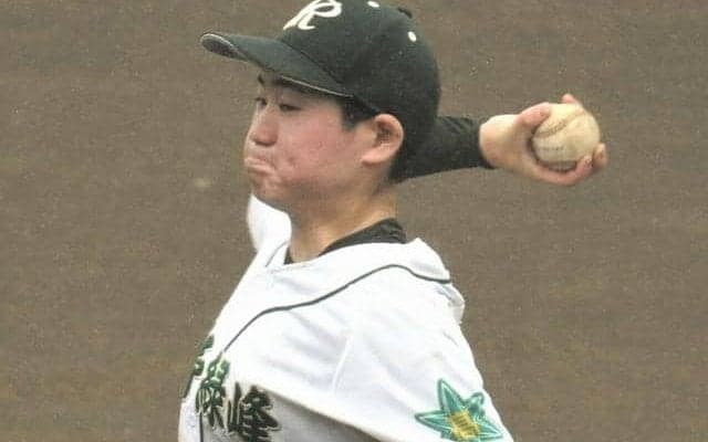 合流2カ月「仲間」信じ好投　連合の遠野緑峰・菊池投手「よっし！」