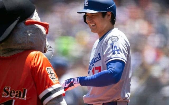 大谷翔平から痛烈イジリ「ネズミみたいだね」　挑発の敵軍マスコット“撃沈”