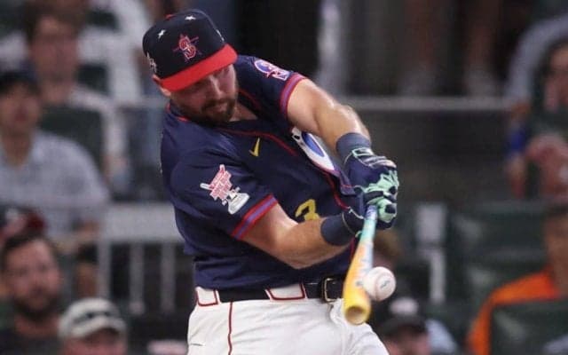 HR競争、マ軍ローリーが捕手史上初優勝　前半戦MLB最多38発の怪物…父＆弟と制覇