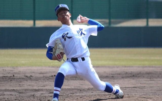 「選手13名の無名校」にドラフト注目の隠し玉が！投手本格転向約1年でMAX144キロまで成長遂げた「四国最速左腕」が挑む夏