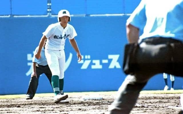 積極的な打撃で二塁打　松山学院・奥迫選手「思いは出せた」