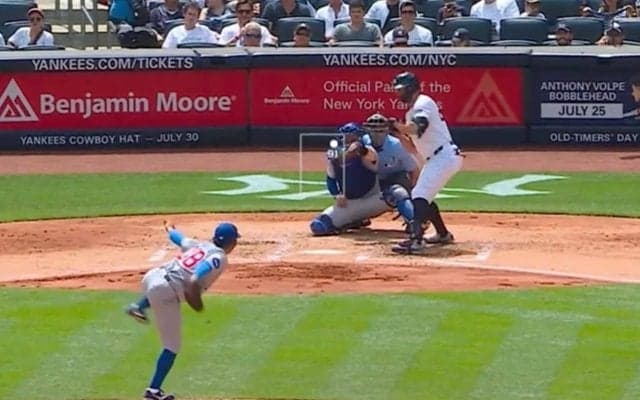 球場騒然！ 今永昇太、想定外のボールで“まさかの光景”「カッコよすぎる」 ヤ軍怪力男が“フリーズ”→黙ってベンチに立ち去る