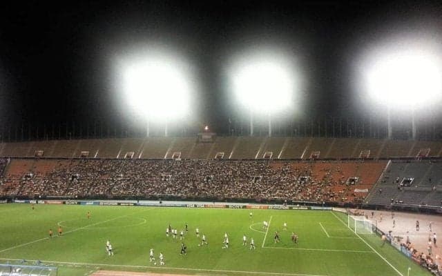 クラブW杯で｢2時間にも及んだ｣試合中断、国立競技場では｢中断されなかった｣ドカンドカン落ちる中での代表戦【サッカーに忍び寄る｢もうひとつの生命の危険｣】(1)