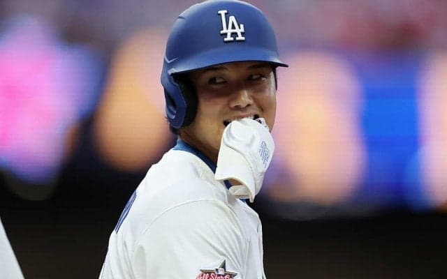 大谷翔平、技ありセンター前ヒット＆ホームラン性の大飛球で笑顔も！9回勝敗つかず、初のホームランダービー決着でナ・リーグが勝利【MLBオールスター】
