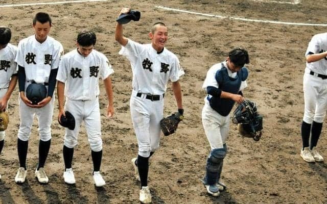 牧野が19年ぶり夏の勝利　監督が1年生の時以来「やっと良い報告」