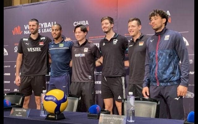 【バレー】VNL男子千葉大会出場チームが開幕前日会見。髙橋藍「大会を通して結果も出しながらチームを作っていくことにフォーカスしたい」