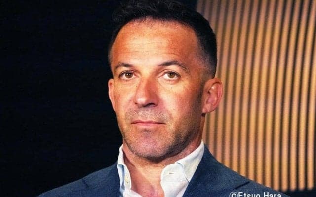 バッジョ、ロナウド、デルピエロ、カカ…レジェンド6人がトランプタワーに大集合！怪物｢最新ヘア｣、貴公子｢超イケオジ化｣、2大ファンタジスタ｢微妙な距離感｣