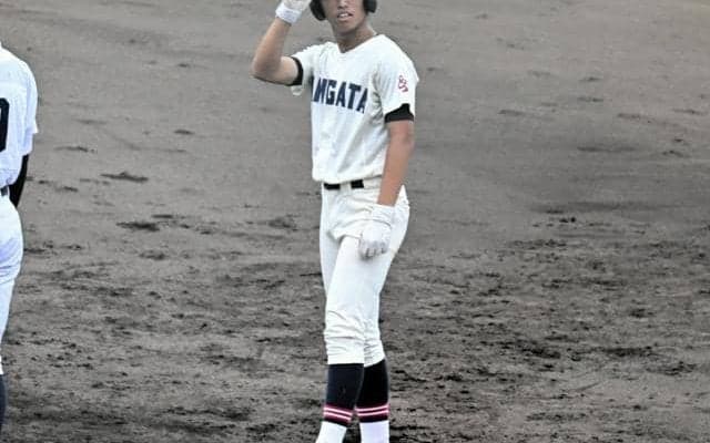 「勉強も野球も全力だった3年間」適時打を放った新潟・武田知也主将