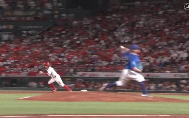 「盗塁王目指そう」広島・羽月隆太郎の“完璧スチール”に解説陣も驚き「本当に象徴のような選手だな」