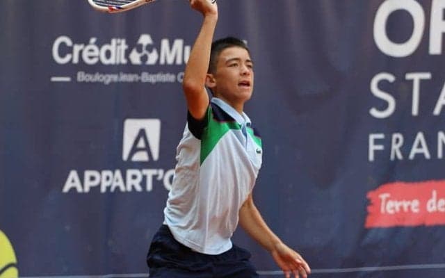 オトリエ龍馬は熱戦の末に敗れ4強入りならず。14歳以下で世界最高峰のクレーコート大会「スタッド・フランセ・オープン」