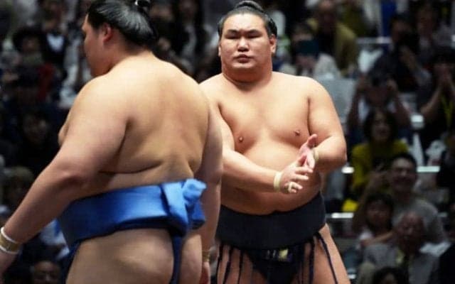 ファンは待ってるぞ！　横綱・豊昇龍の途中休場…立浪部屋インスタグラムに激励の声殺到