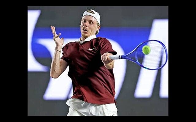 快勝で今季3度目の4強入り