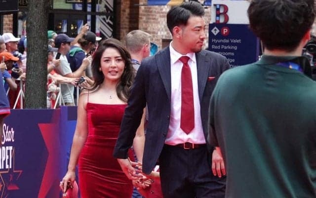米ファンが虜…日本人夫妻は「めちゃくちゃ綺麗」　MLBが選出、スターたちの豪華さ