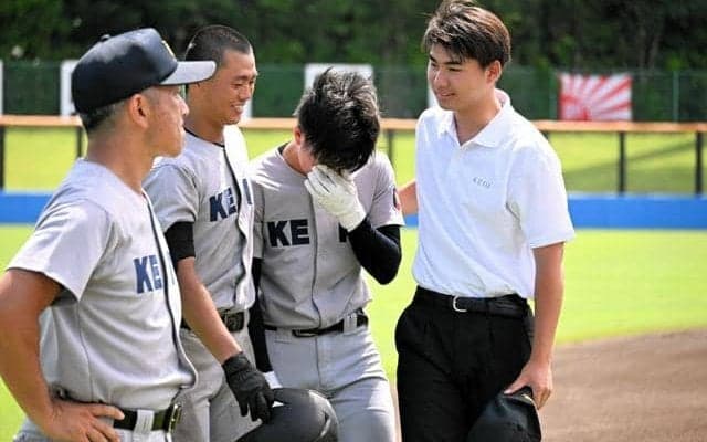 「たたえ合いませんか」と宣誓した慶応の主将が大敗直後に紡いだ言葉