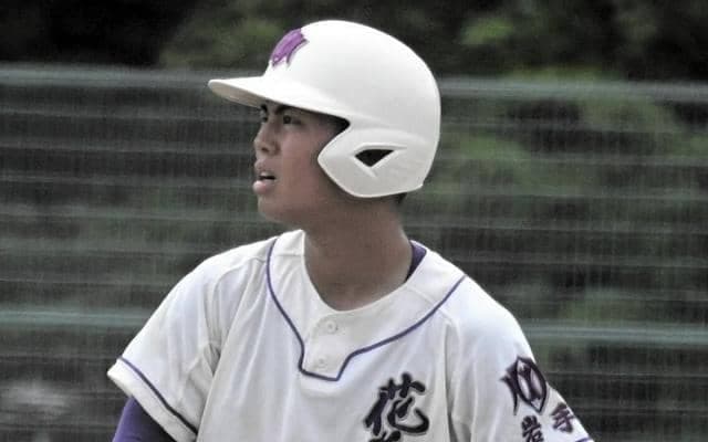 花巻南の頭脳派・鈴木選手が4打数4安打　九回、起こした同点劇