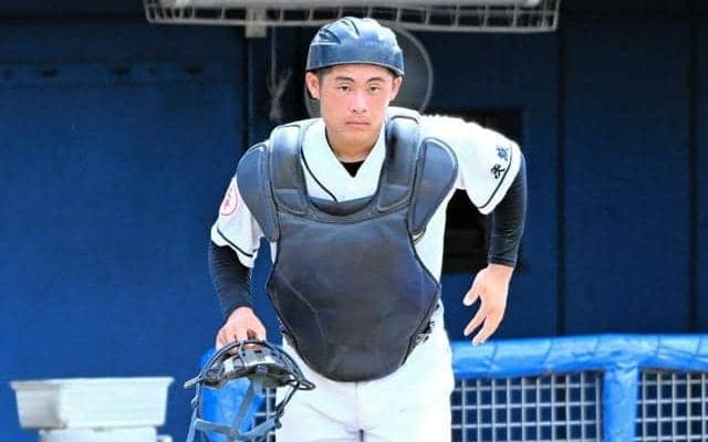 守りの要がチームを引っ張る、中央の菊池主将　高校野球茨城大会