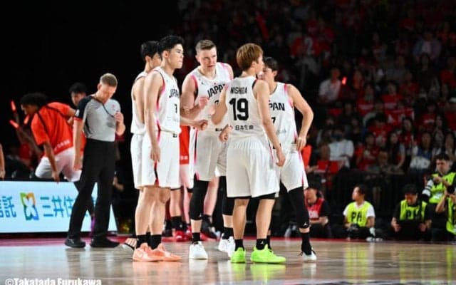 日本がデンマークとの初戦に競り勝つ…ホーキンソンとテーブス海が活躍