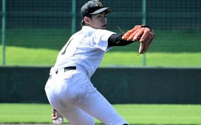 内角攻めるも力尽きた七回　47年ぶりの32強支えた菊里・土屋投手