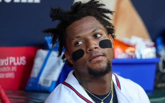 “イチロー超え”の衝撃レーザー　大谷ライバルに米大興奮「信じられない」「年間最高プレー」