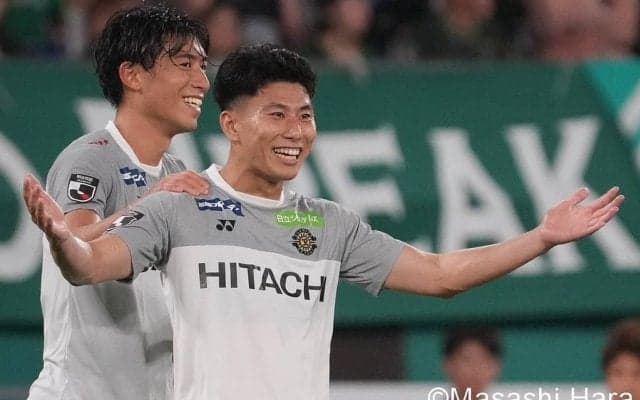 予想外だった｢首位｣、リーグの｢大問題｣を示す1試合平均｢2.2｣、目指したい｢川崎vs鹿島戦｣【優勝＆降格は？Jリーグ後半戦｢こうなる！｣大激論】(1)