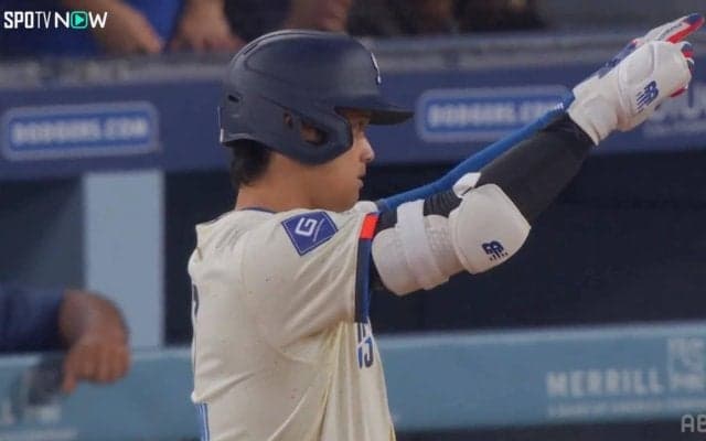 熱い視線はすべて大谷翔平へ…終盤戦での猛追→同点弾へあと一伸びの大飛球に「惜しかったね」「いったかと思った！」