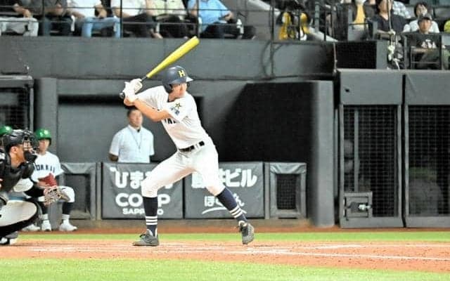 「自分は天才じゃない」泥臭くつなぐ北海野球　3番打者がみせた打撃