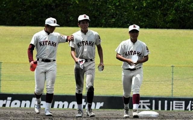 「リラックス」と念じて打席に　チーム初安打の高松北・西千煌選手
