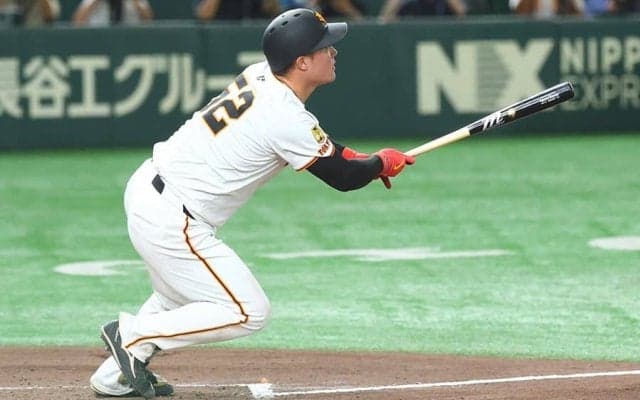 巨人・リチャードが衝撃同点3ラン　一気に5点差追いつく…自打球直後のド根性アーチ