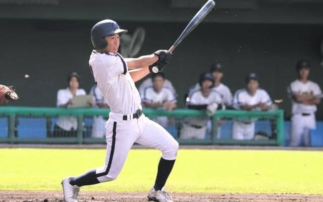 「ダブルキャプテン」でチームまとめ快進撃　宮崎南の黒木佳祐選手